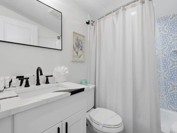 Premier Vacation Rental Near Gulf Beaches - 4-Bedroom Home in Bradenton Beach